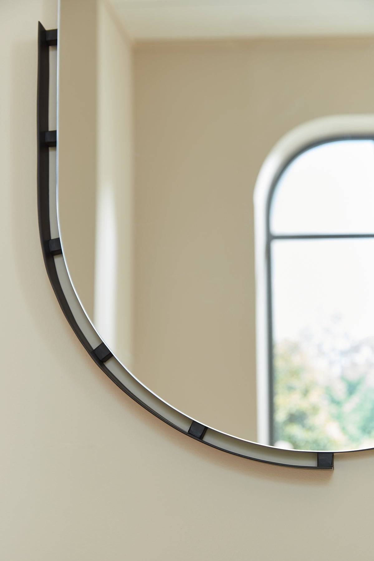 Valkings Accent Mirror Signature Design by Ashley®
