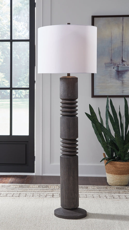 Fainwell Poly Floor Lamp (1/CN) Signature Design by Ashley®