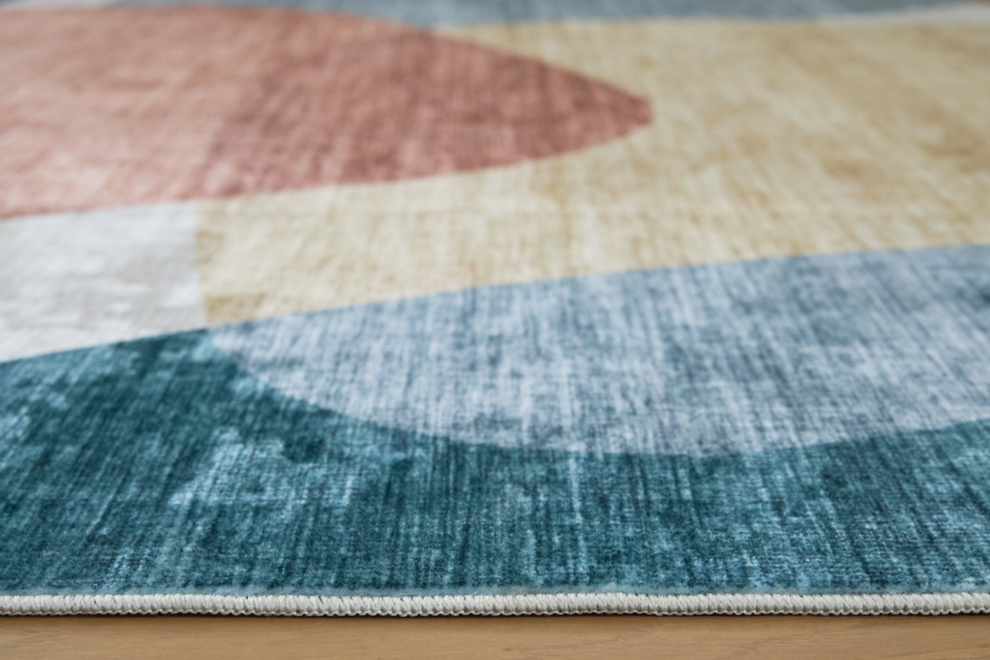 Chanleigh Washable Medium Rug Signature Design by Ashley®