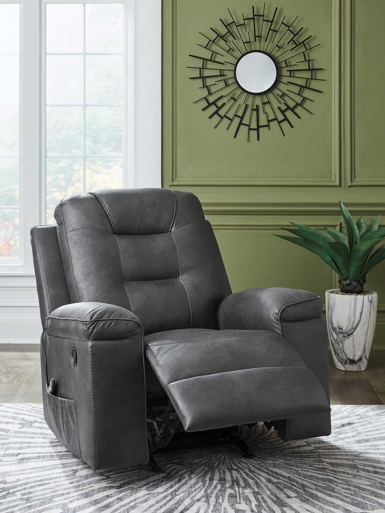 Stockworth Rocker Recliner Signature Design by Ashley®