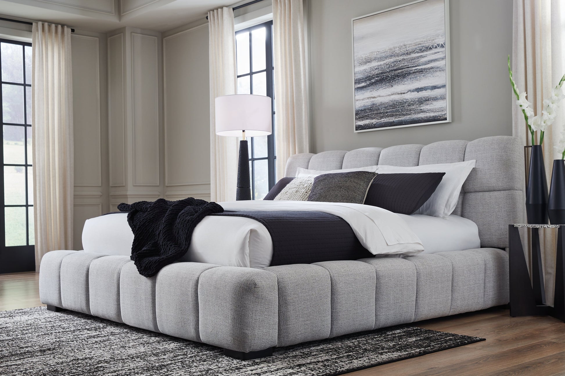 Grendusk  Upholstered Bed Signature Design by Ashley®
