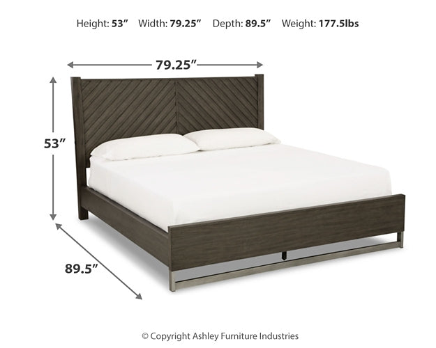 Arkenton California King Panel Bed with Mirrored Dresser Ashley®