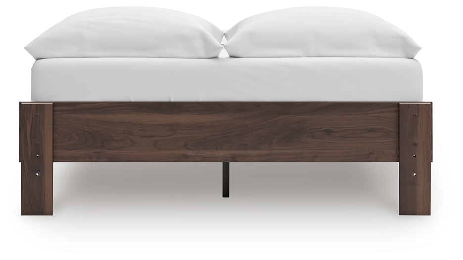 Calverson  Platform Bed Signature Design by Ashley®