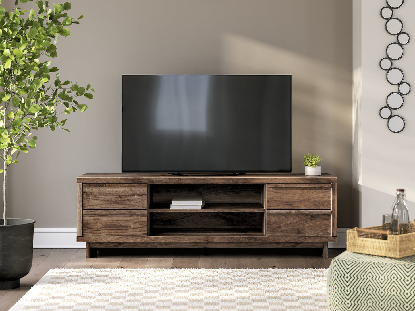 Zadilyn XL TV Stand w/Fireplace Option Signature Design by Ashley®