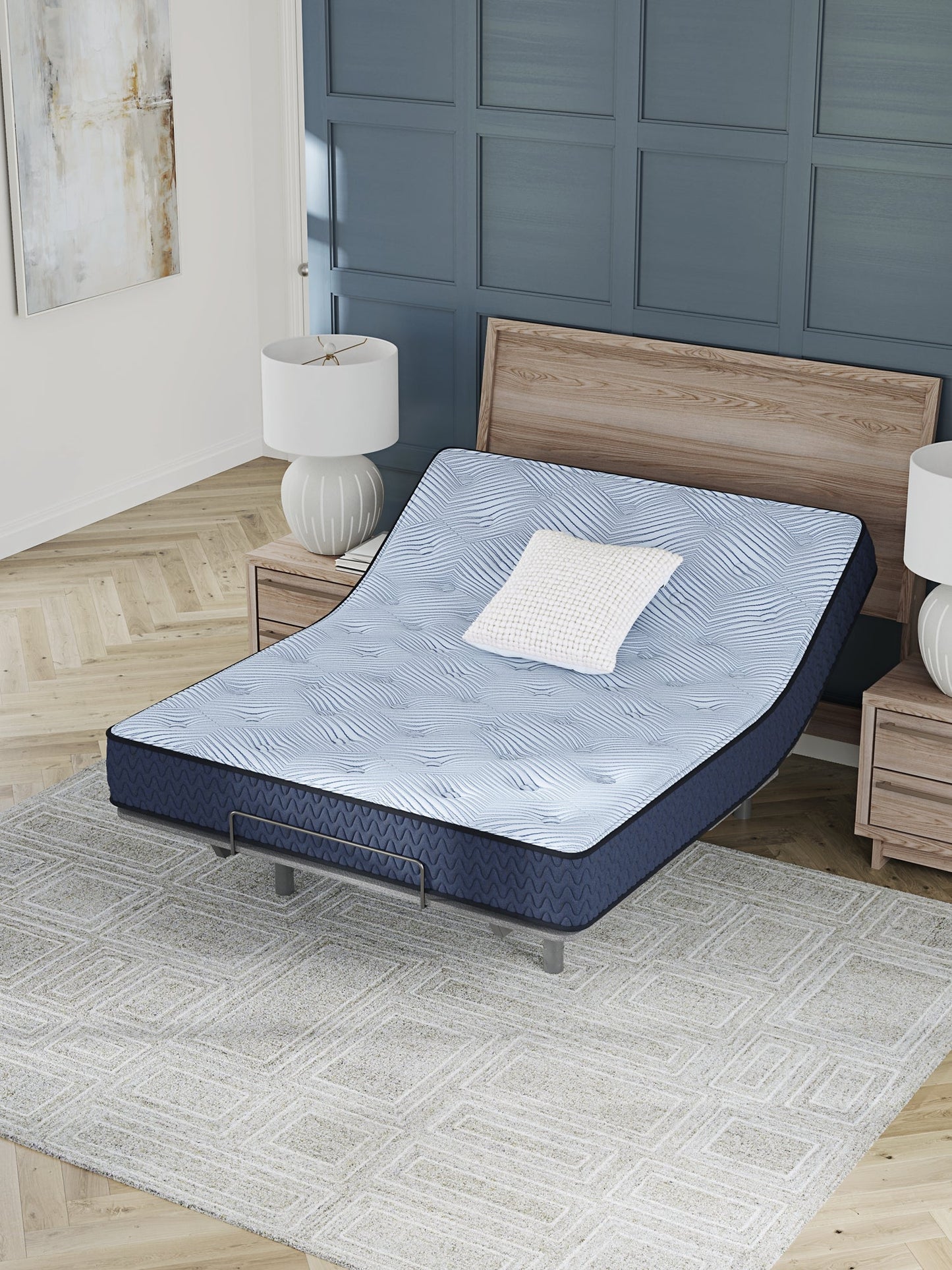 Peak 2.0 10 Hybrid  Mattress Sierra Sleep® by Ashley