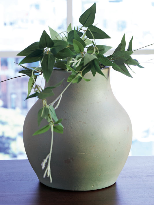 Baychester Vase Signature Design by Ashley®