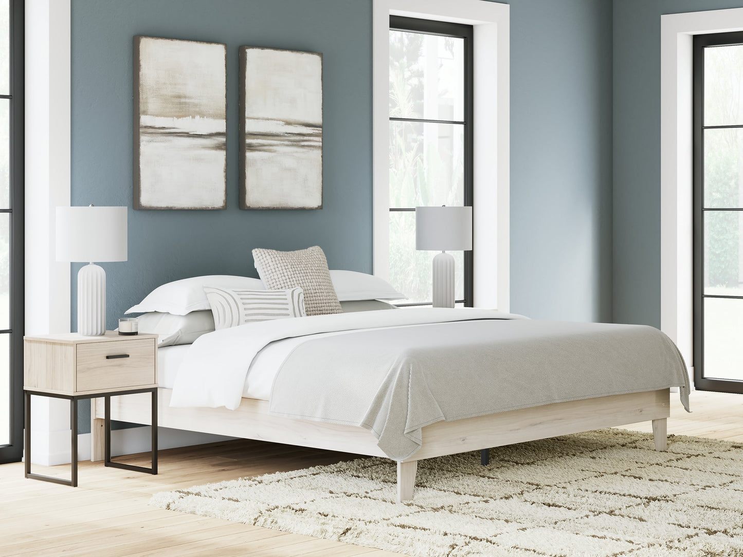 Socalle King Platform Bed Signature Design by Ashley®