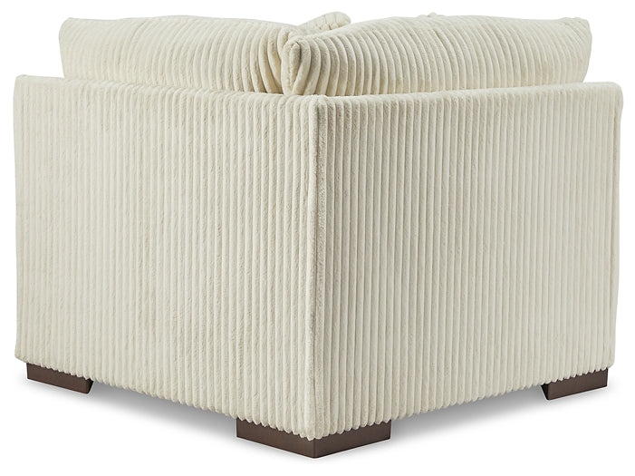 Lindyn 6-Piece Sectional Signature Design by Ashley®