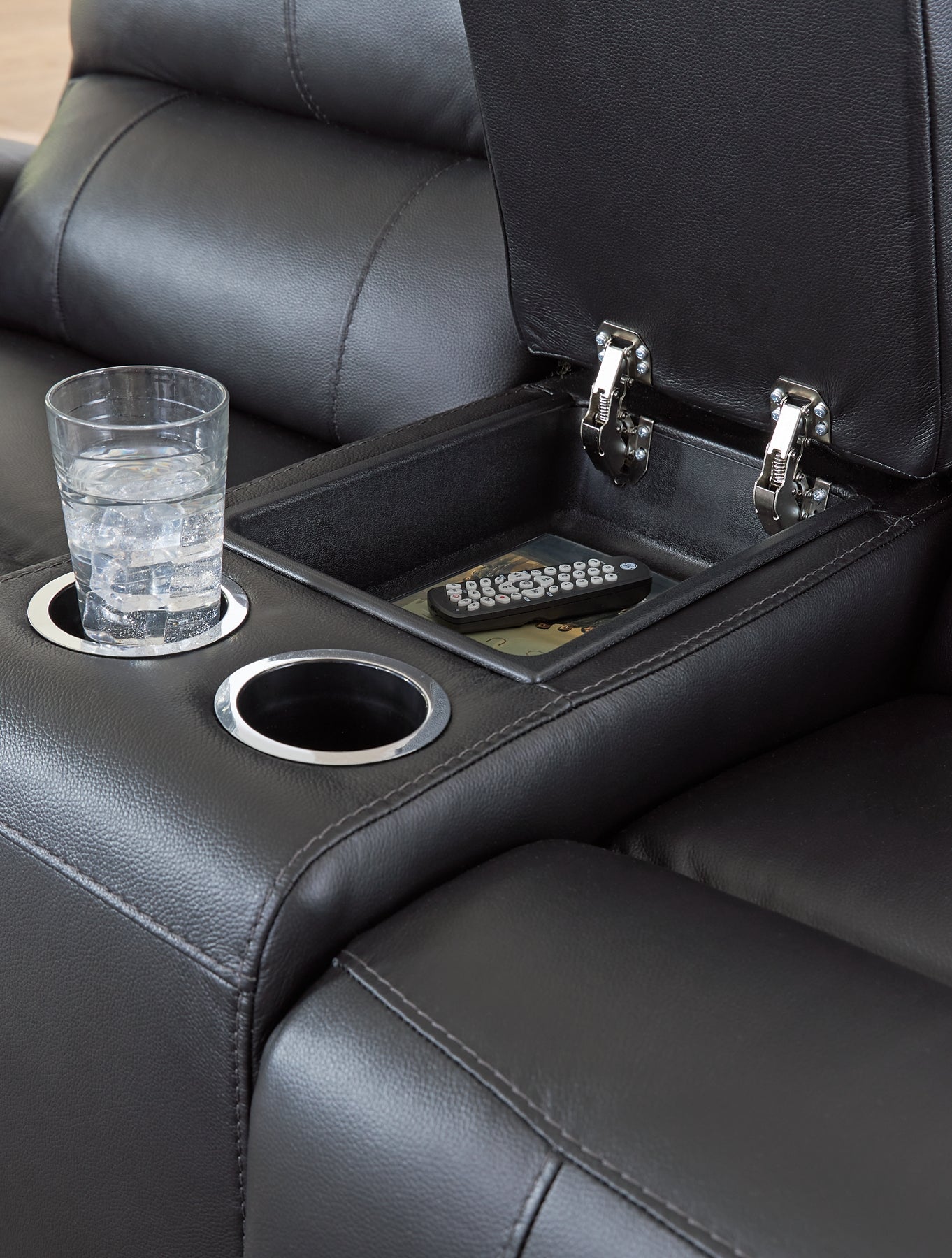 Glossmore DBL Rec Loveseat w/Console Signature Design by Ashley®