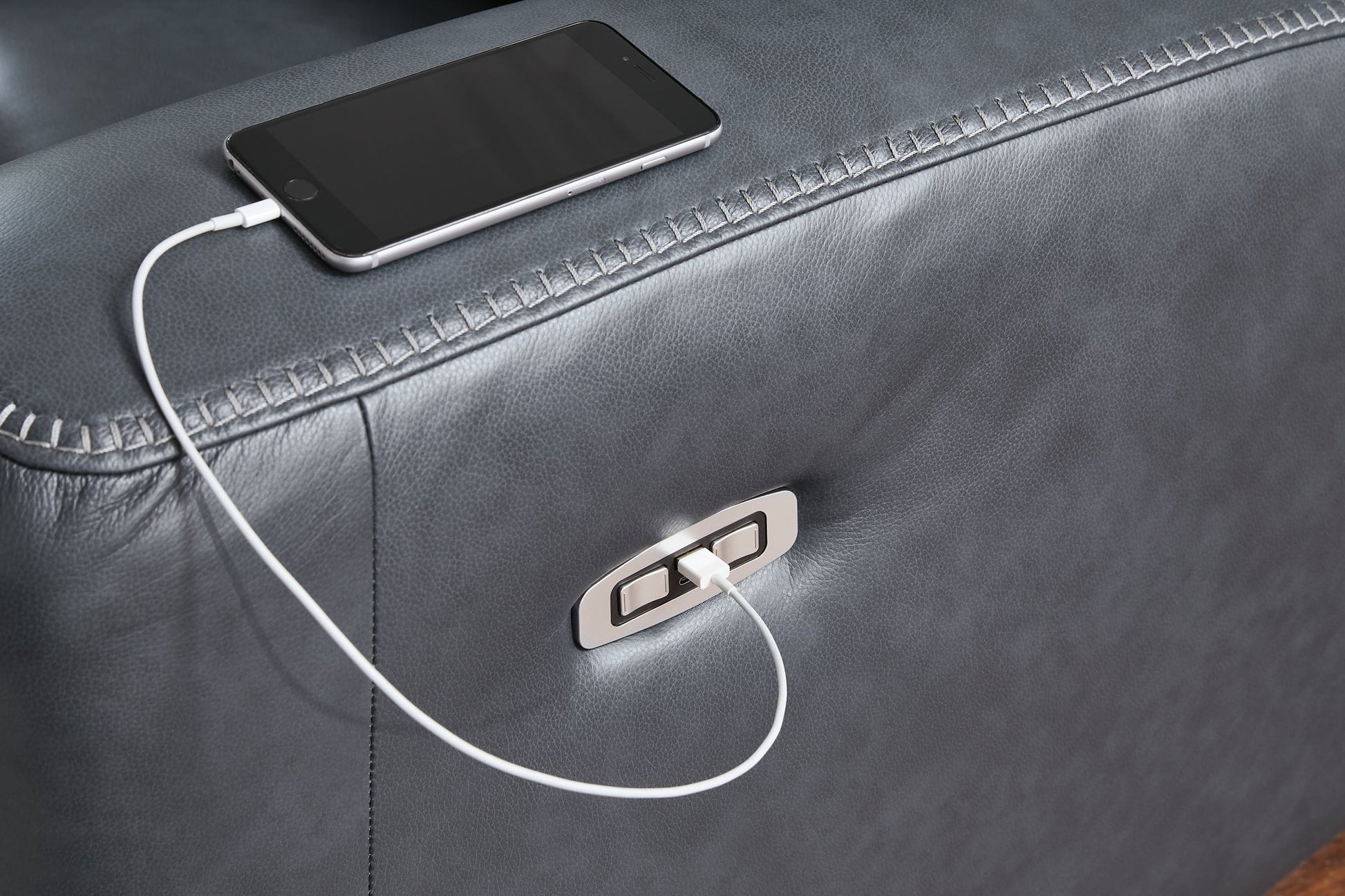 Next Move PWR Recliner/ADJ Headrest Signature Design by Ashley®