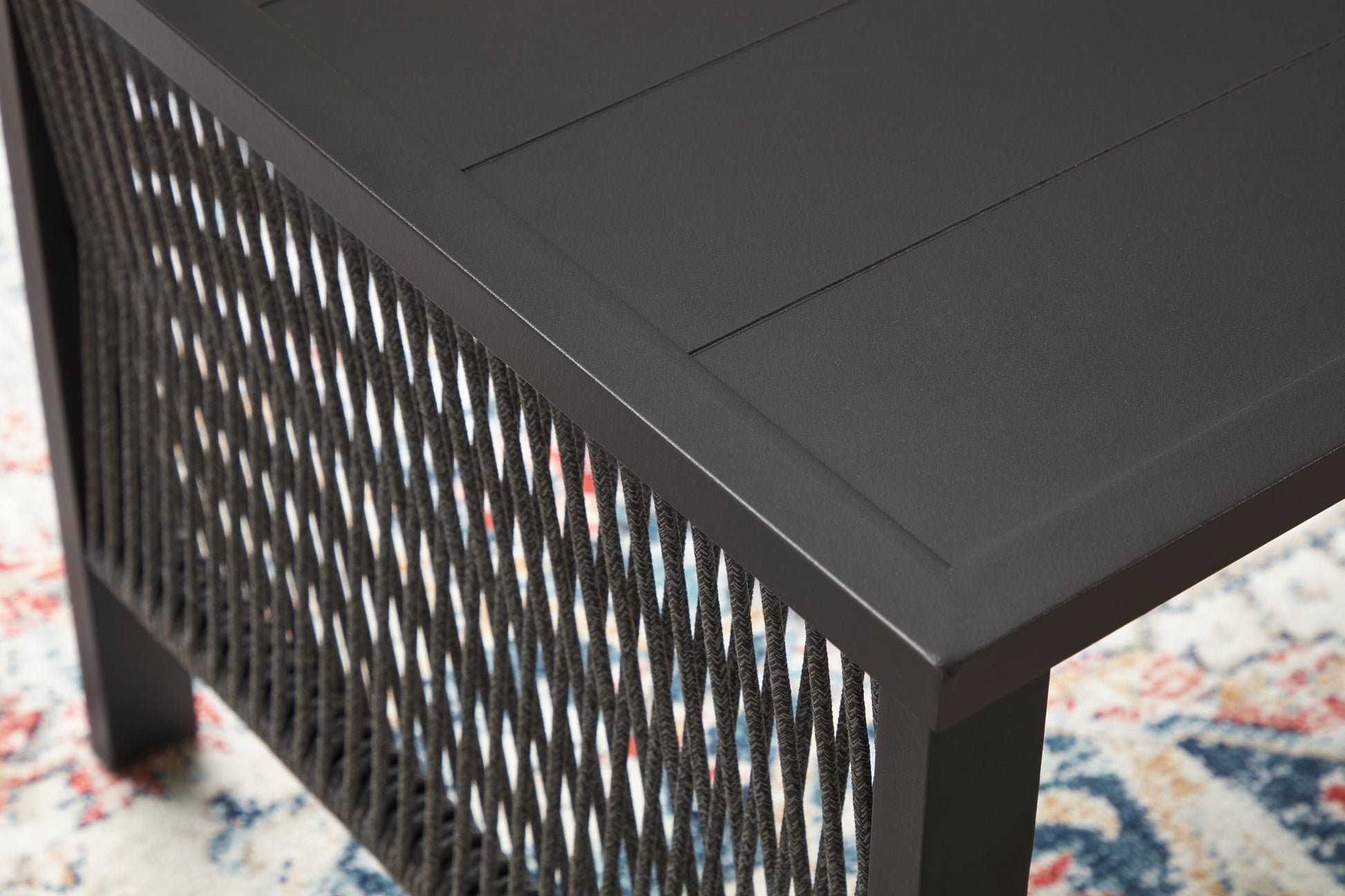 Bridges Beach Love/Chairs/Table Set (4/CN) Signature Design by Ashley®