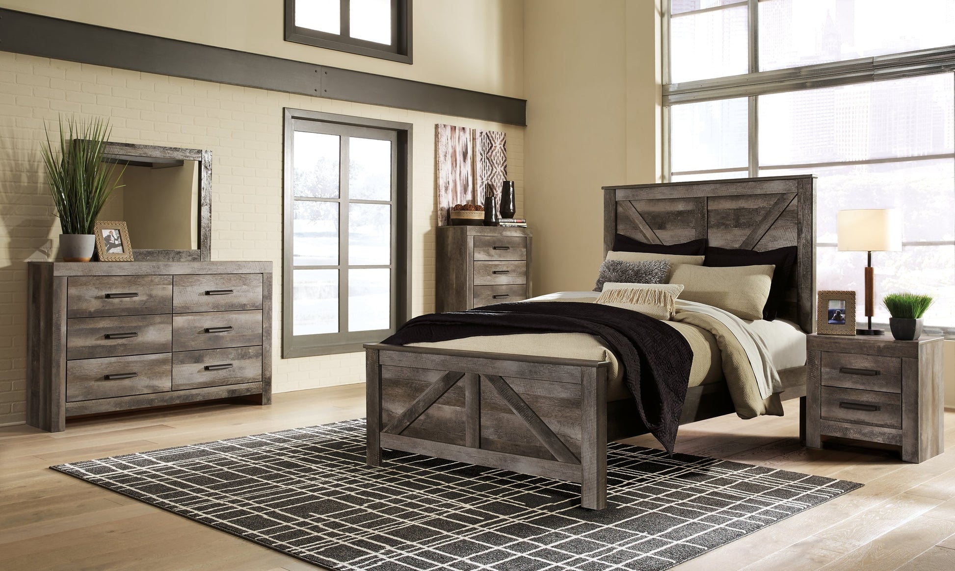 Wynnlow Queen Crossbuck Panel Bed with Mirrored Dresser Signature Design by Ashley®
