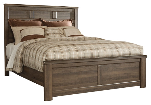 Juararo California King Panel Bed with Mirrored Dresser Signature Design by Ashley®