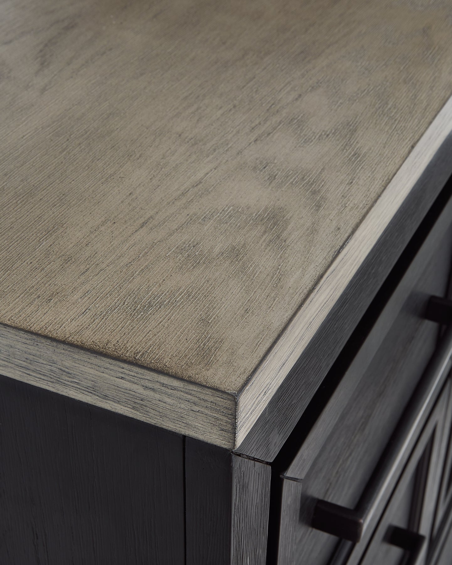 Foyland King Panel Storage Bed with Mirrored Dresser, Chest and Nightstand Signature Design by Ashley®