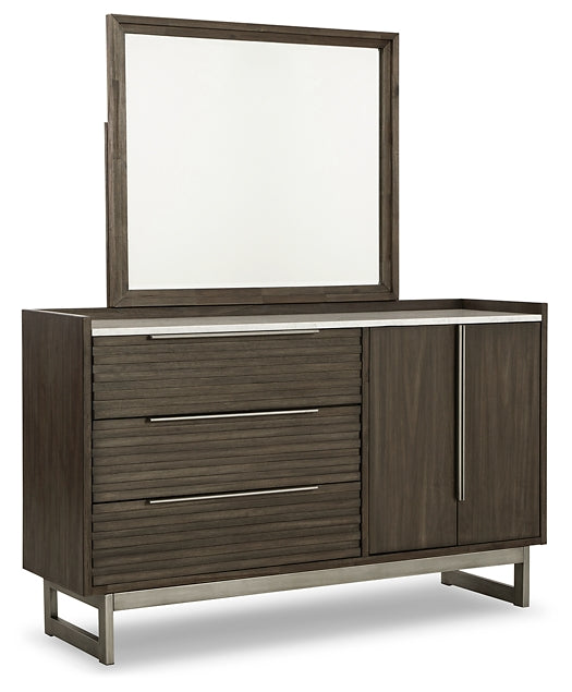 Arkenton California King Panel Bed with Mirrored Dresser Ashley®