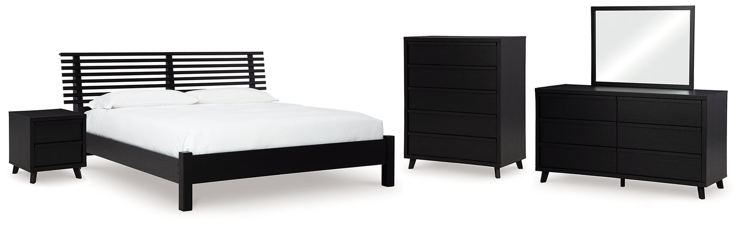 Danziar Queen Panel Bed with Mirrored Dresser, Chest and Nightstand Signature Design by Ashley®