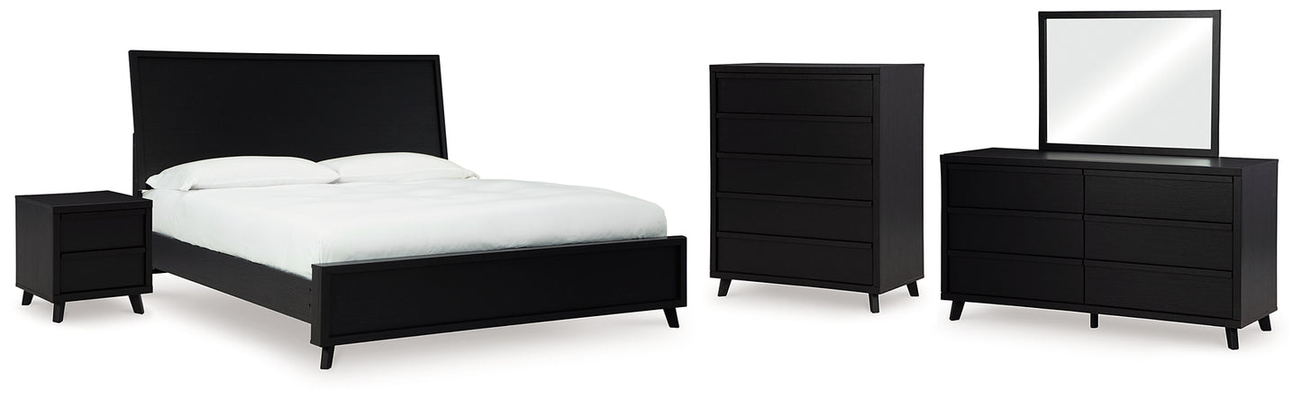 Danziar Queen Panel Bed with Mirrored Dresser, Chest and Nightstand Signature Design by Ashley®