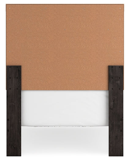 Belachime Twin Panel Bed with Mirrored Dresser, Chest and Nightstand Signature Design by Ashley®