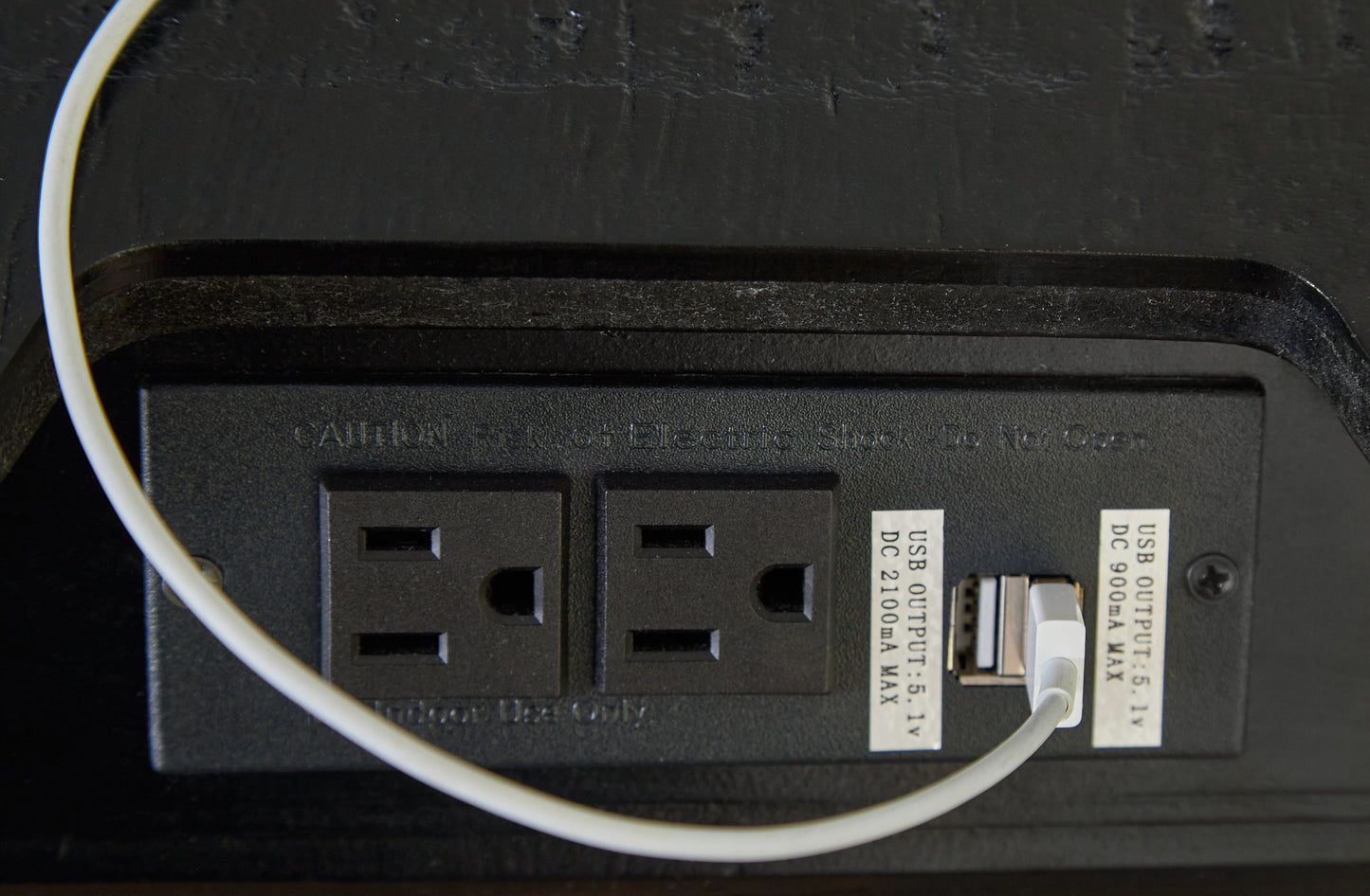 Londer Queen Panel Bed with Mirrored Dresser, Chest and Nightstand Millennium® by Ashley