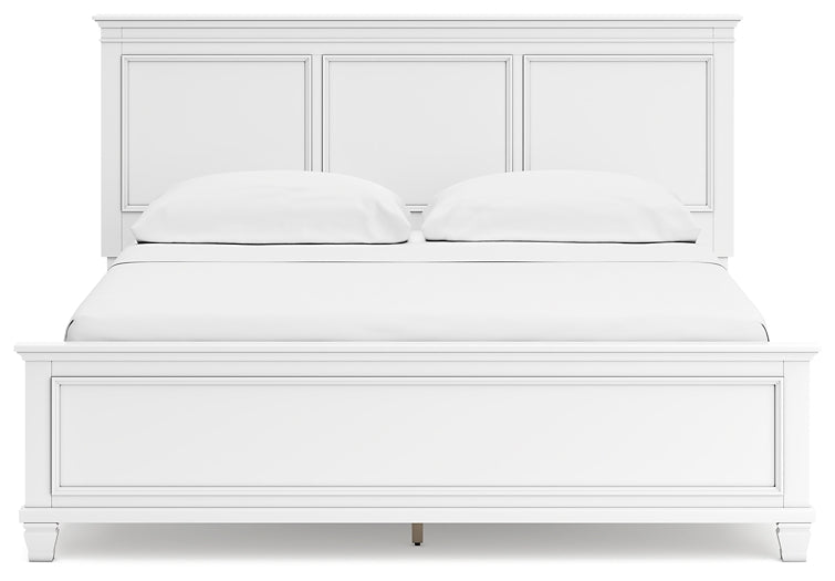 Fortman California King Panel Bed with Mirrored Dresser Signature Design by Ashley®