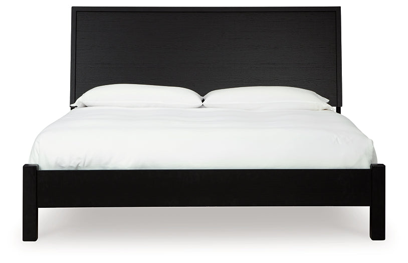 Danziar Queen Panel Bed with Mirrored Dresser and Nightstand Signature Design by Ashley®