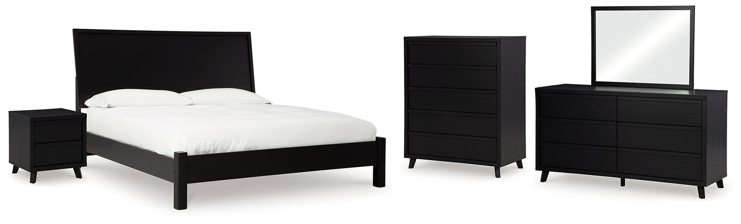 Danziar Queen Panel Bed with Mirrored Dresser, Chest and Nightstand Signature Design by Ashley®