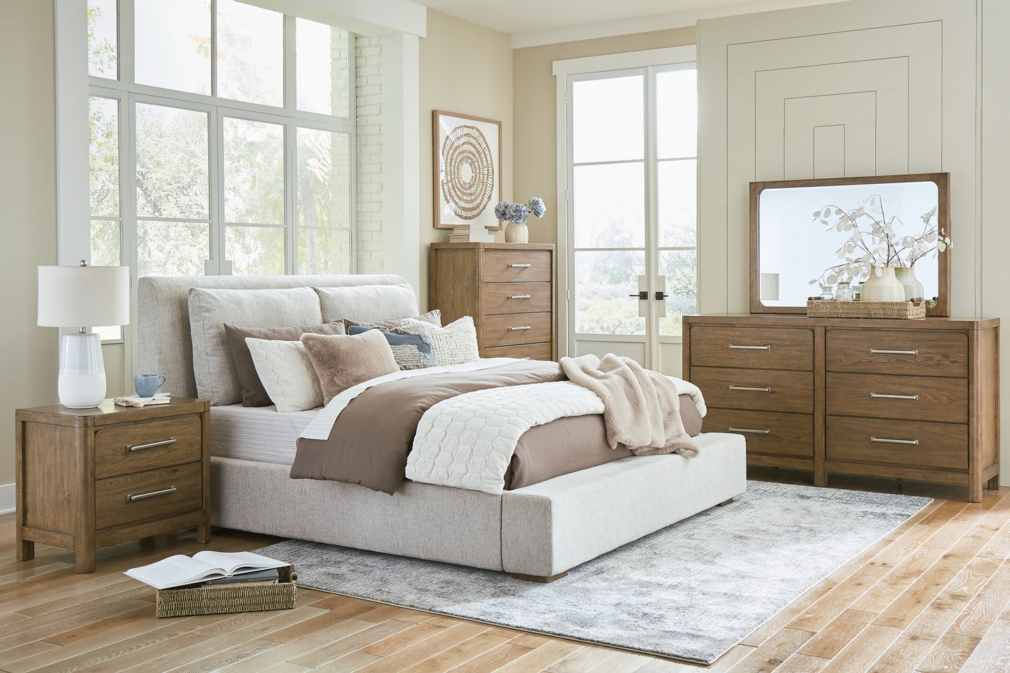Cabalynn King Upholstered Bed with Mirrored Dresser, Chest and Nightstand Signature Design by Ashley®