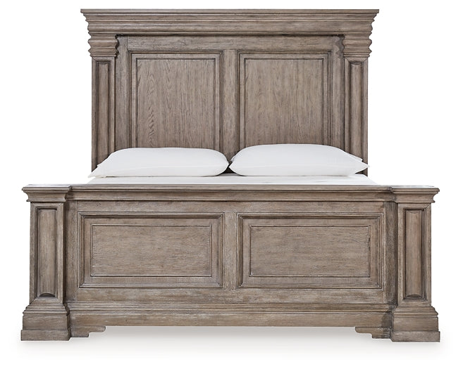 Blairhurst King Panel Bed with Mirrored Dresser Signature Design by Ashley®