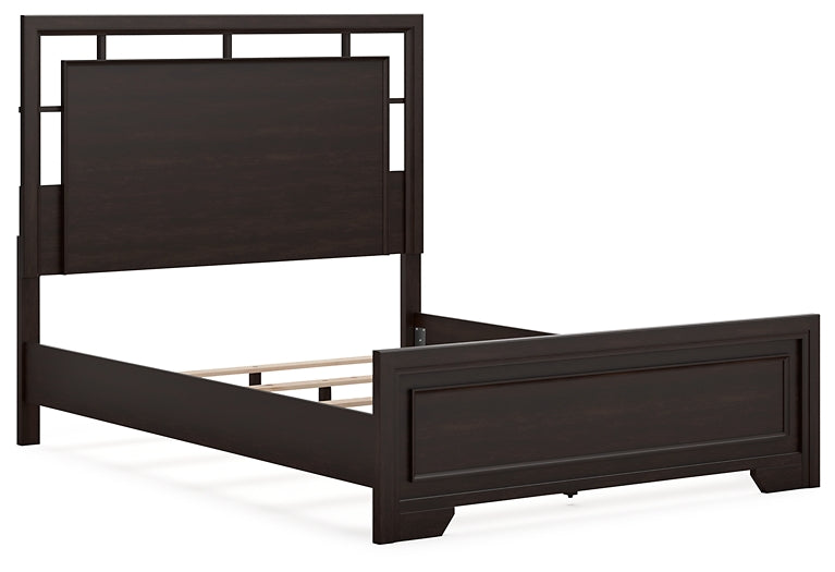 Covetown Queen Panel Bed with Mirrored Dresser Signature Design by Ashley®