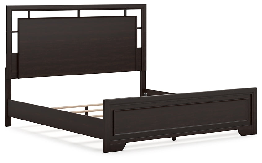 Covetown King Panel Bed with Mirrored Dresser, Chest and Nightstand Signature Design by Ashley®