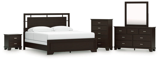 Covetown King Panel Bed with Mirrored Dresser, Chest and Nightstand Signature Design by Ashley®