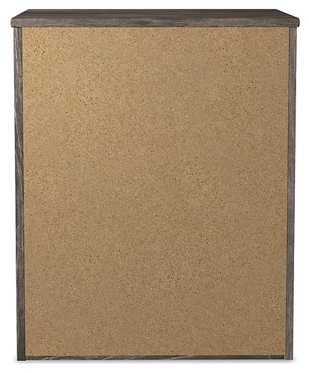 Ralinksi King Panel Bed with Mirrored Dresser, Chest and Nightstand Signature Design by Ashley®