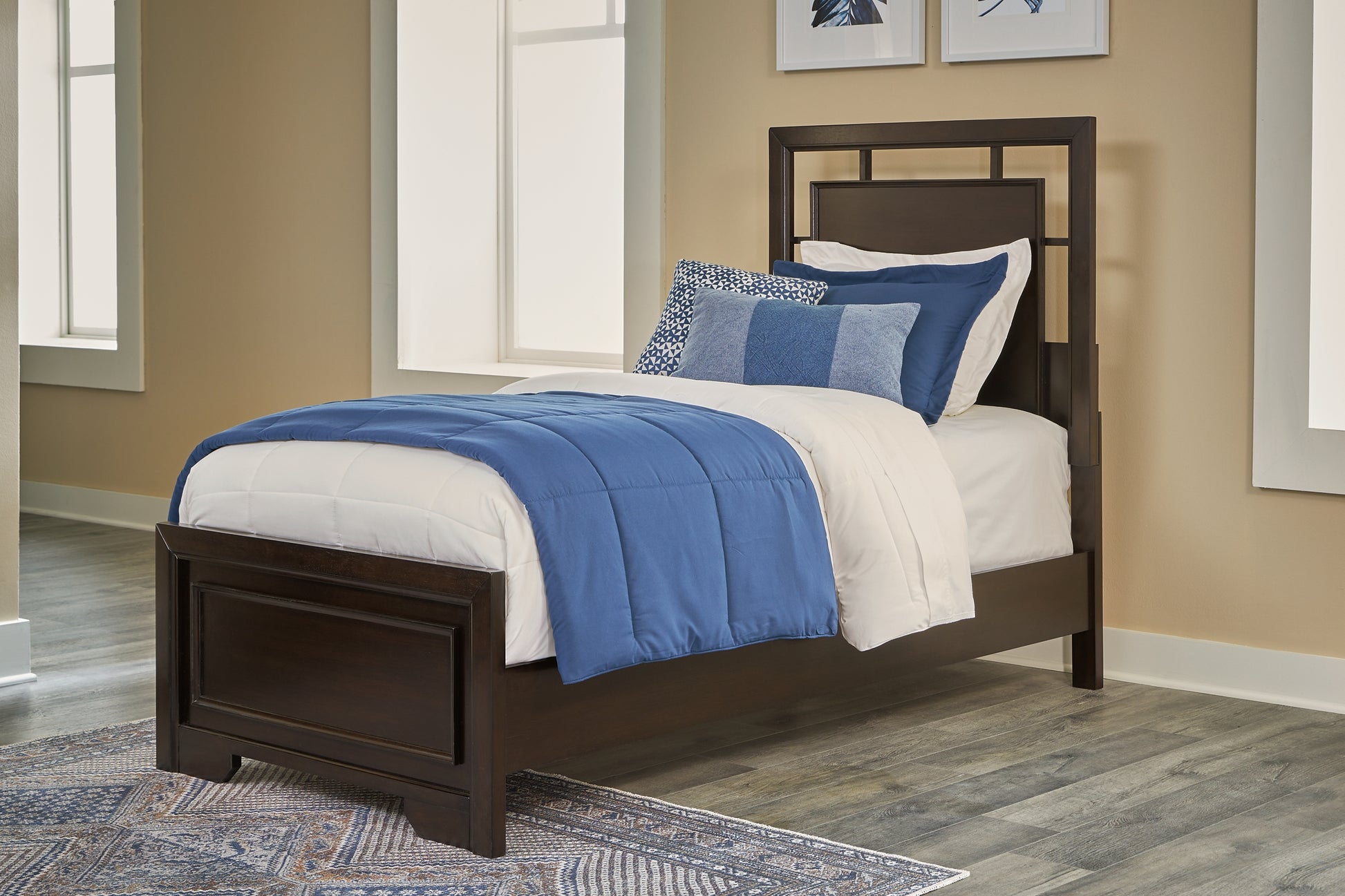 Covetown Twin Panel Bed with Mirrored Dresser Signature Design by Ashley®