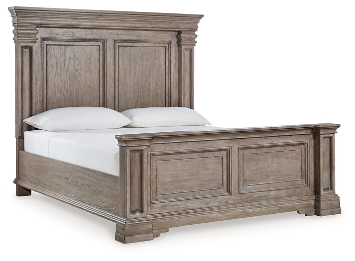 Blairhurst King Panel Bed with Mirrored Dresser, Chest and Nightstand Signature Design by Ashley®