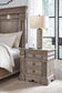 Blairhurst King Panel Bed with Mirrored Dresser, Chest and Nightstand Signature Design by Ashley®