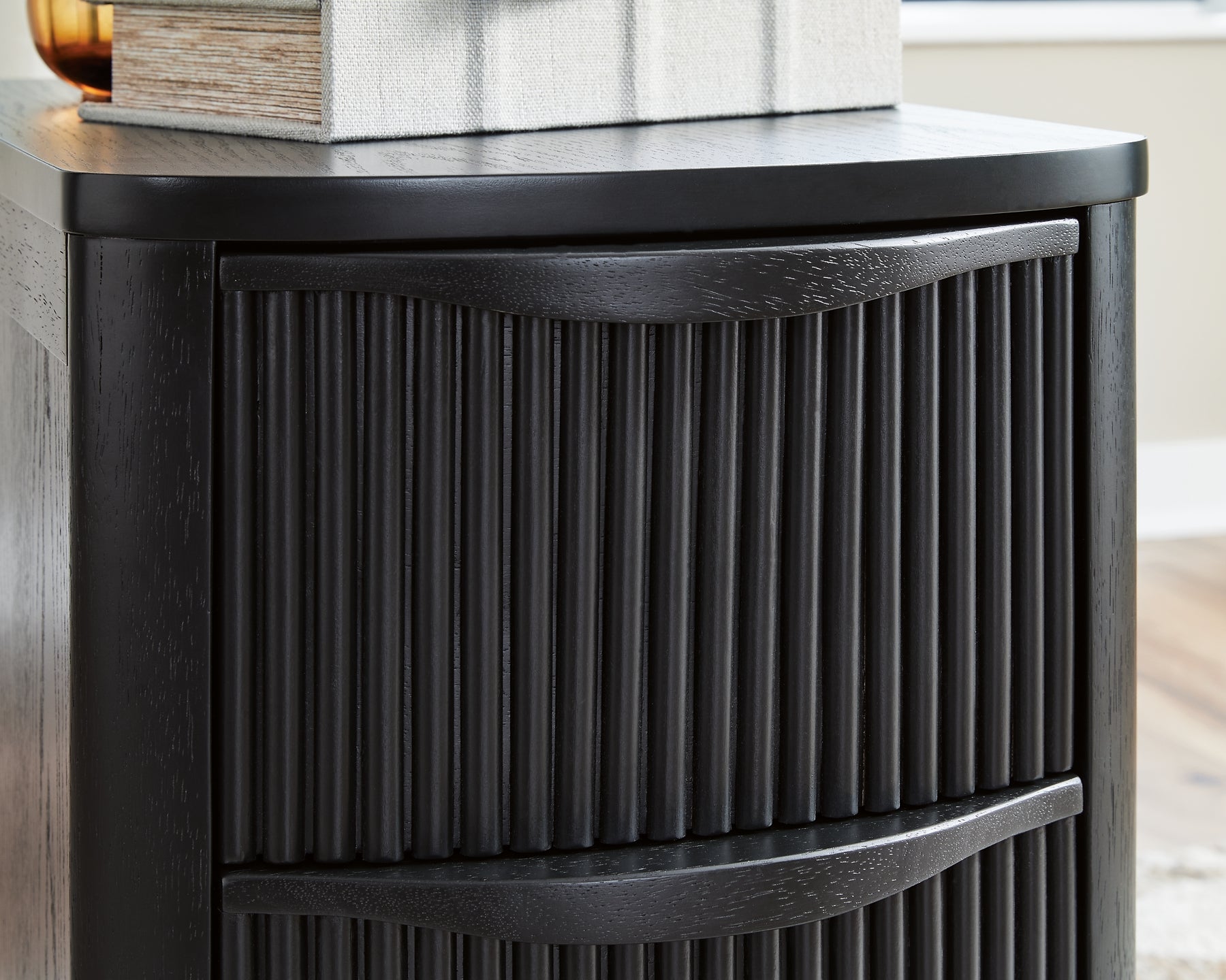 Camdill Chair Side End Table Signature Design by Ashley®