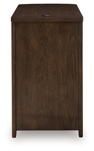 Camdill Chair Side End Table Signature Design by Ashley®