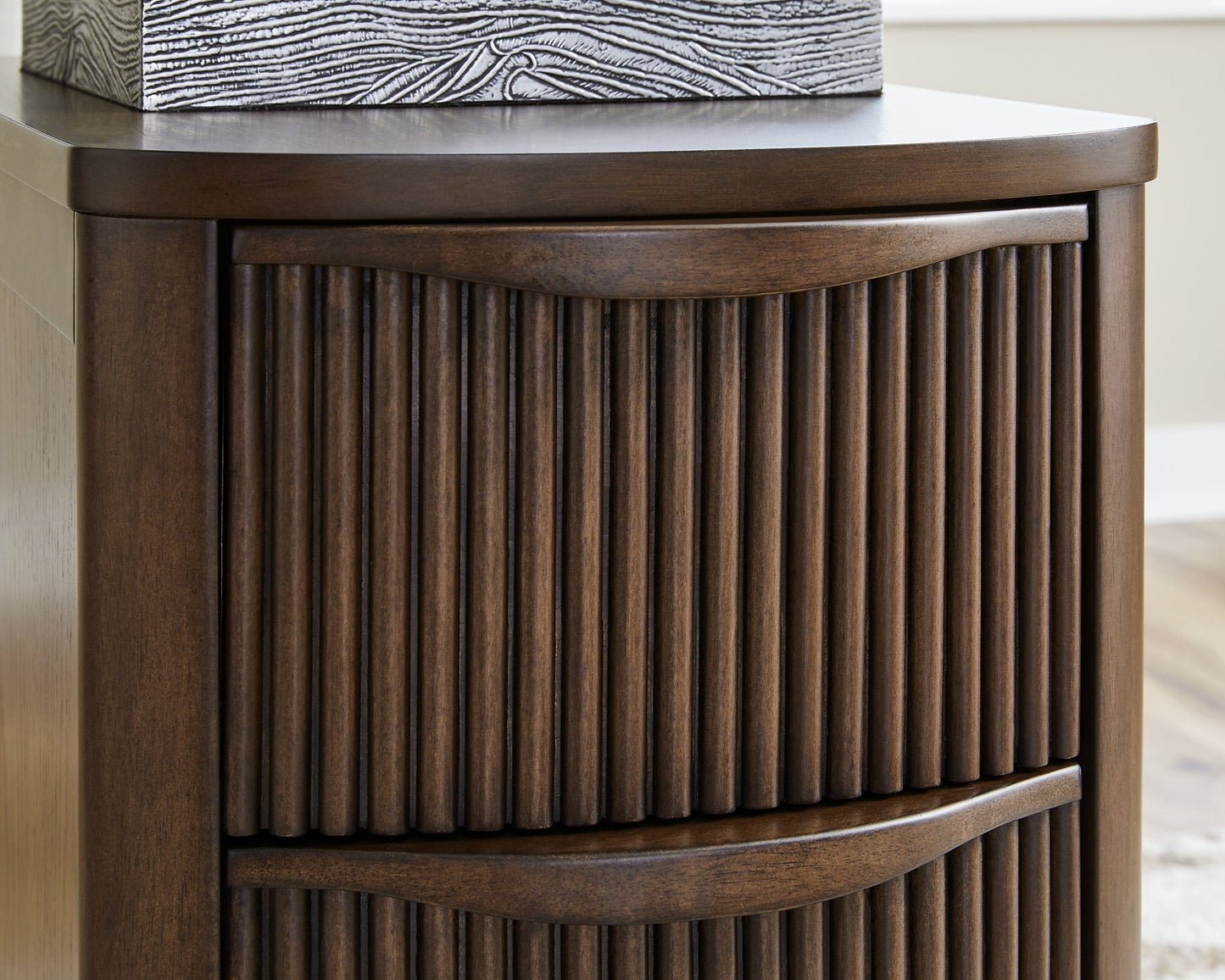 Camdill Chair Side End Table Signature Design by Ashley®