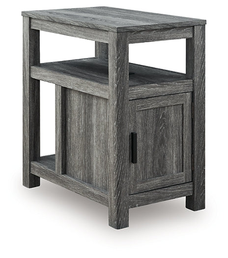 Fendenmore Chair Side End Table Signature Design by Ashley®