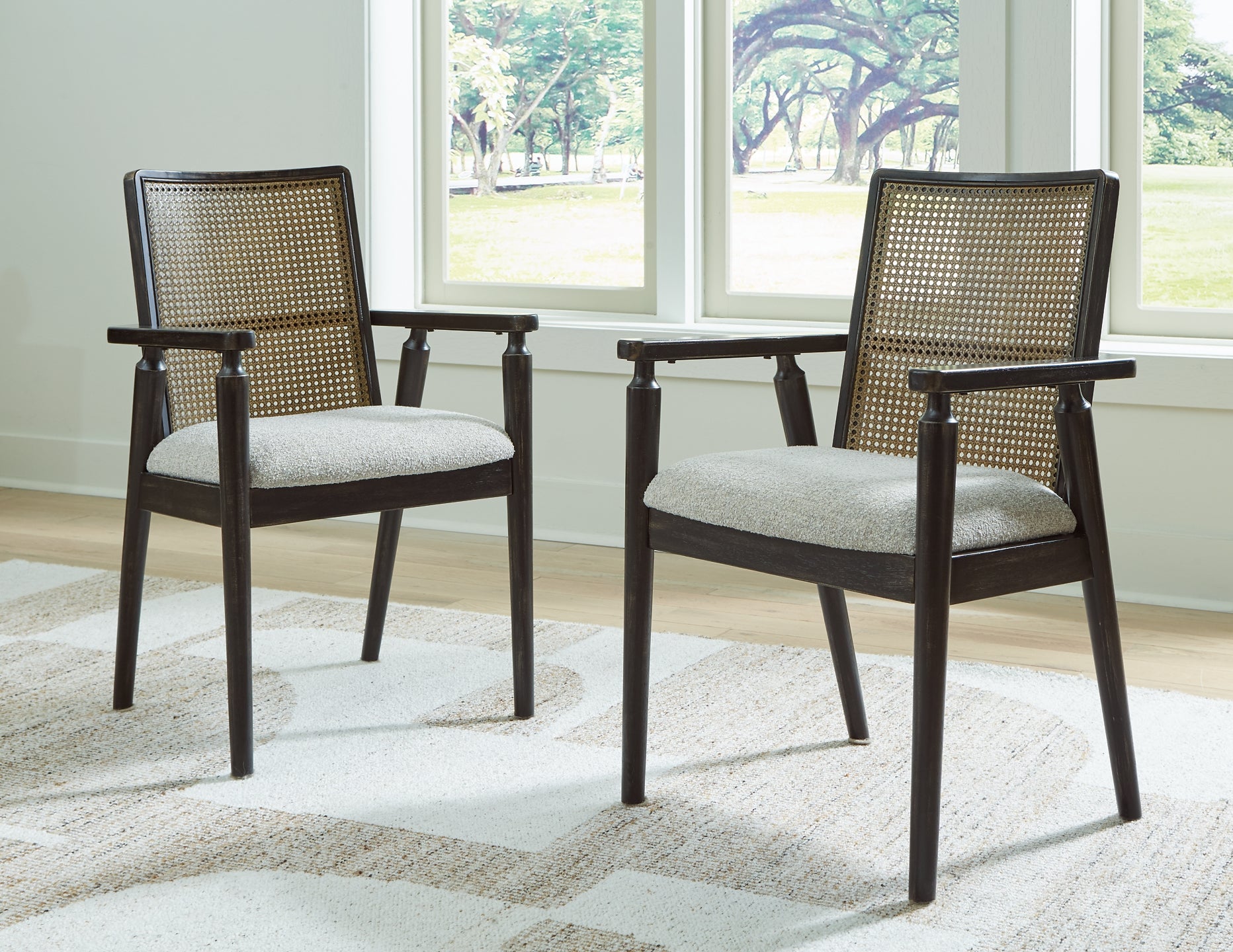 Galliden Dining Table and 6 Chairs Signature Design by Ashley®
