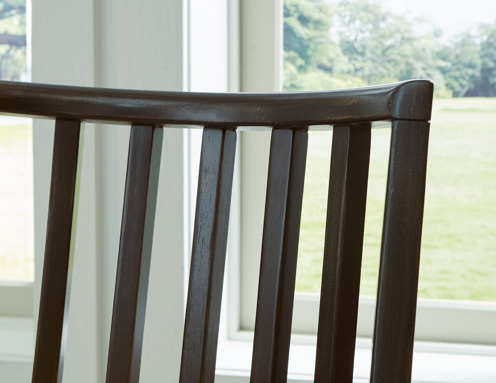 Galliden Dining Table and 6 Chairs Signature Design by Ashley®