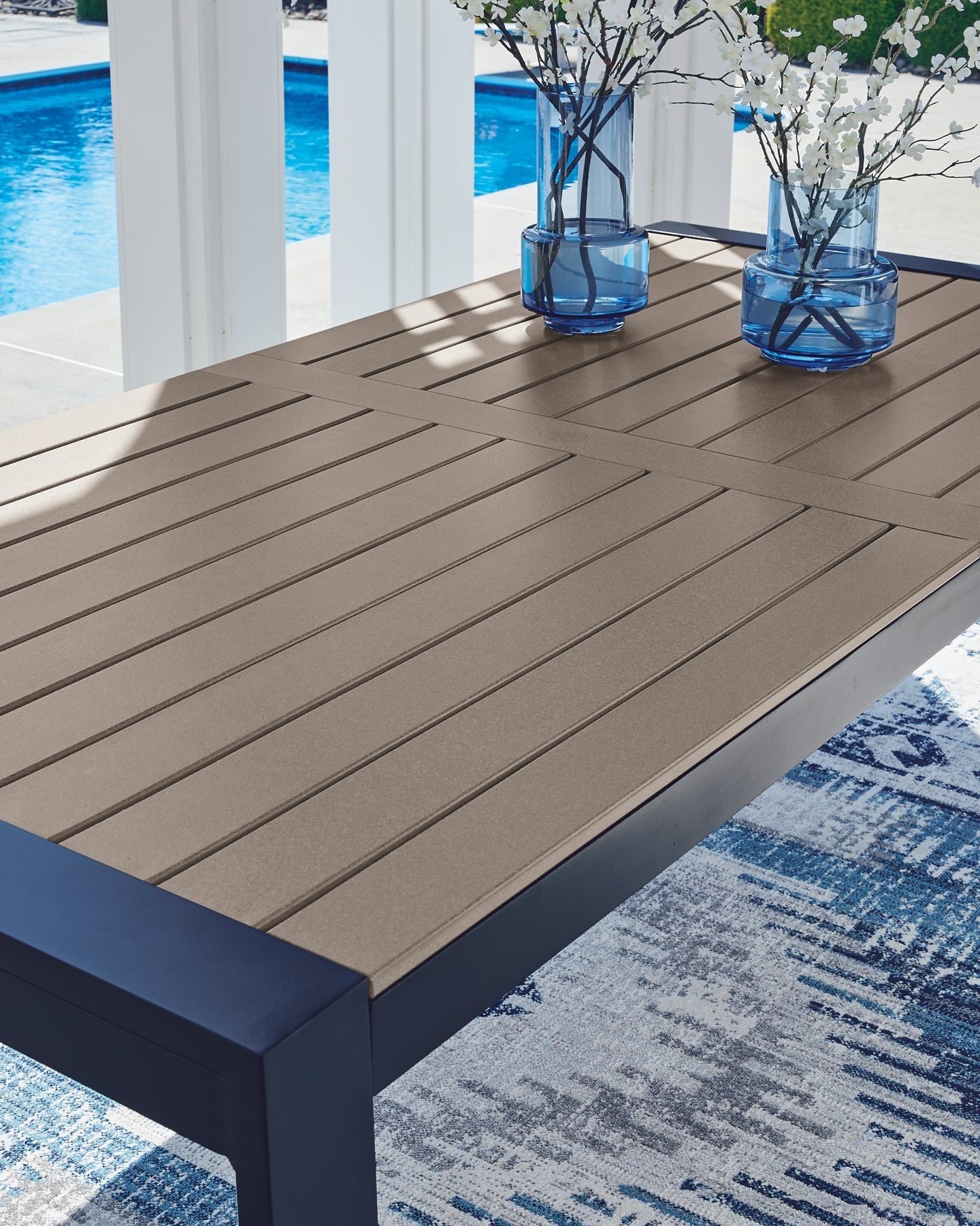 East Beach RECT Dining Table w/UMB OPT Signature Design by Ashley®