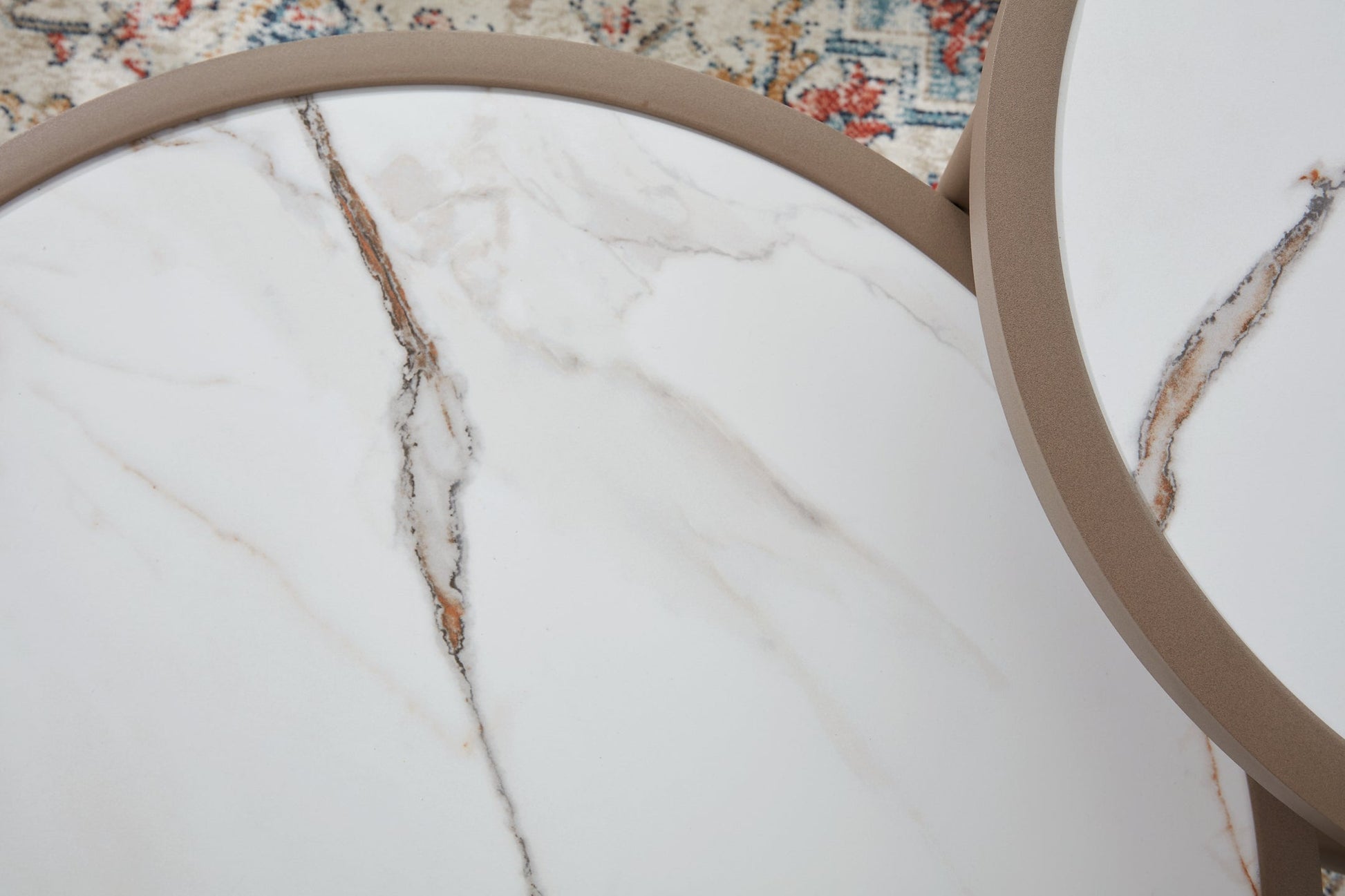 Bluff Trail Love/Chairs/Tables Set (5/CN) Signature Design by Ashley®