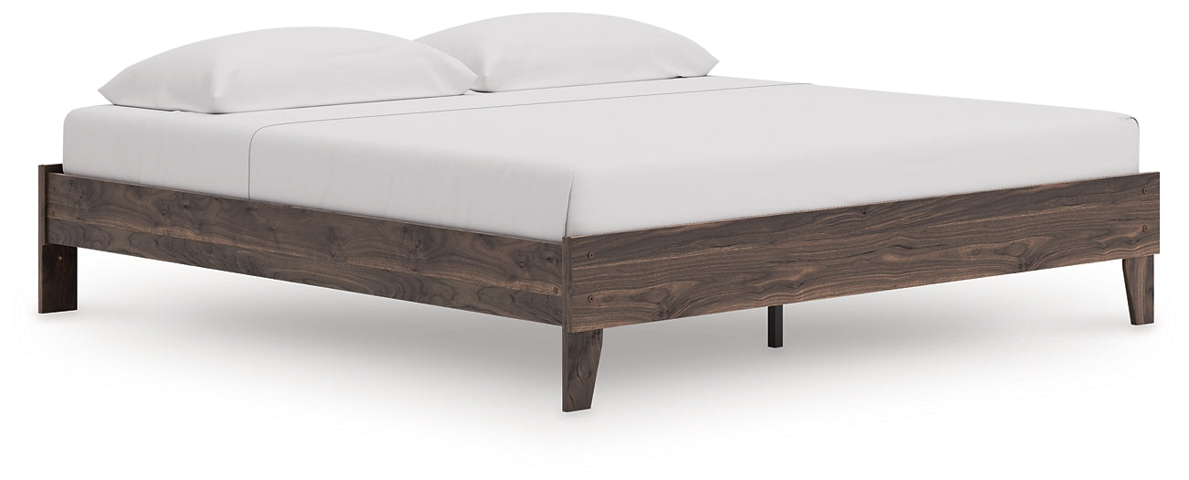 Calverson King Platform Bed Signature Design by Ashley®