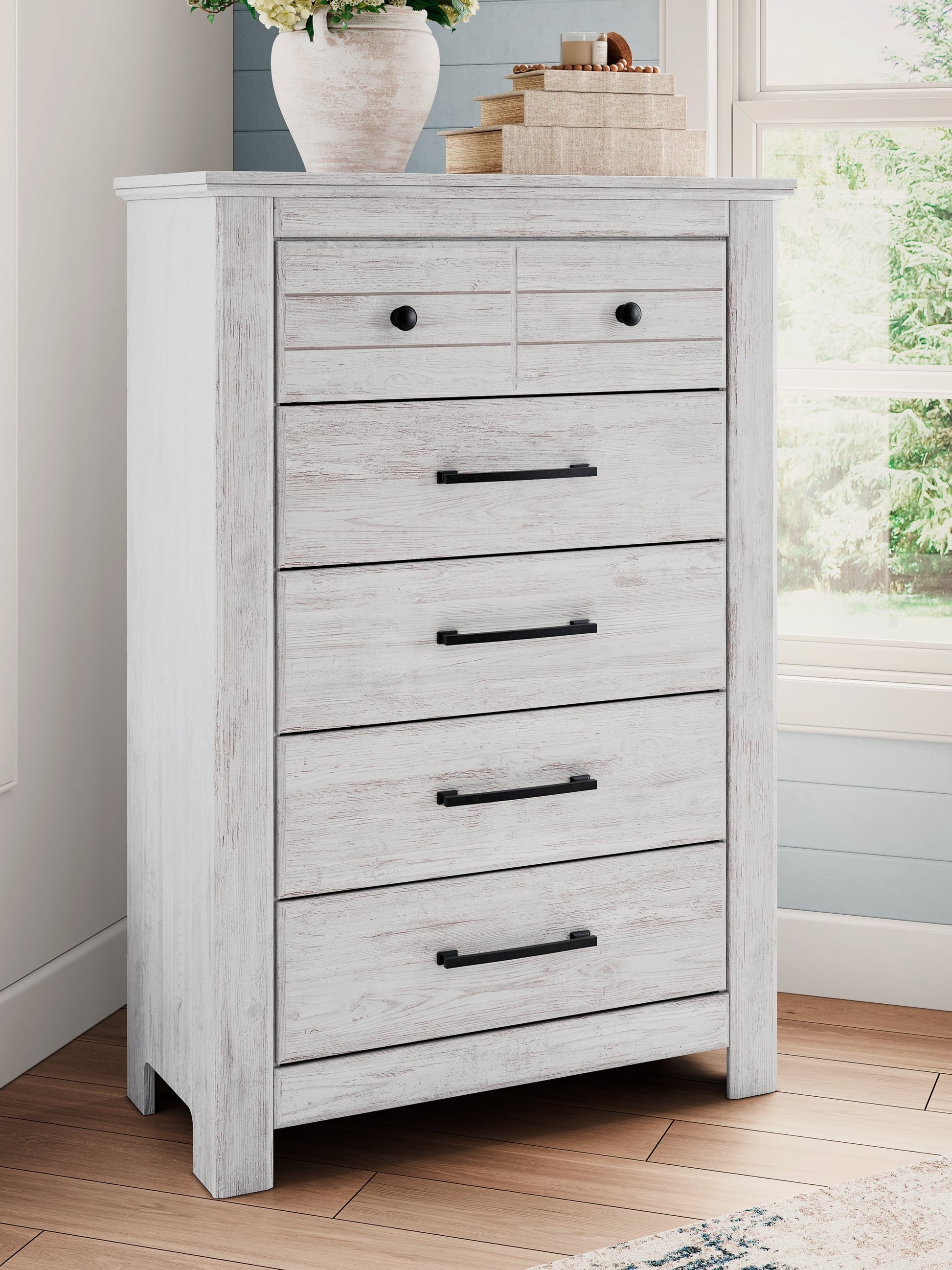 Makidern Five Drawer Chest Signature Design by Ashley®