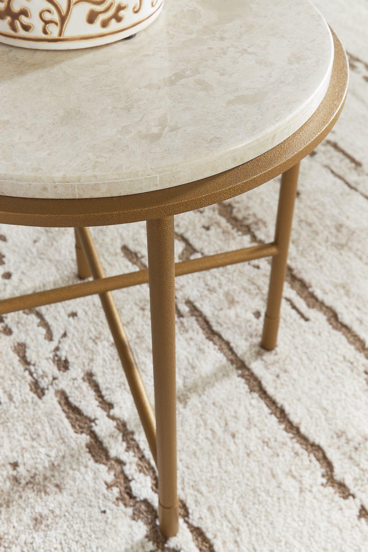 Alben Round End Table Signature Design by Ashley®