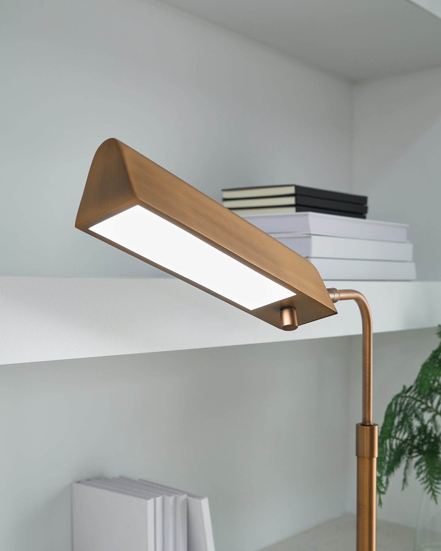 Yafe Metal Desk Lamp (1/CN) Signature Design by Ashley®
