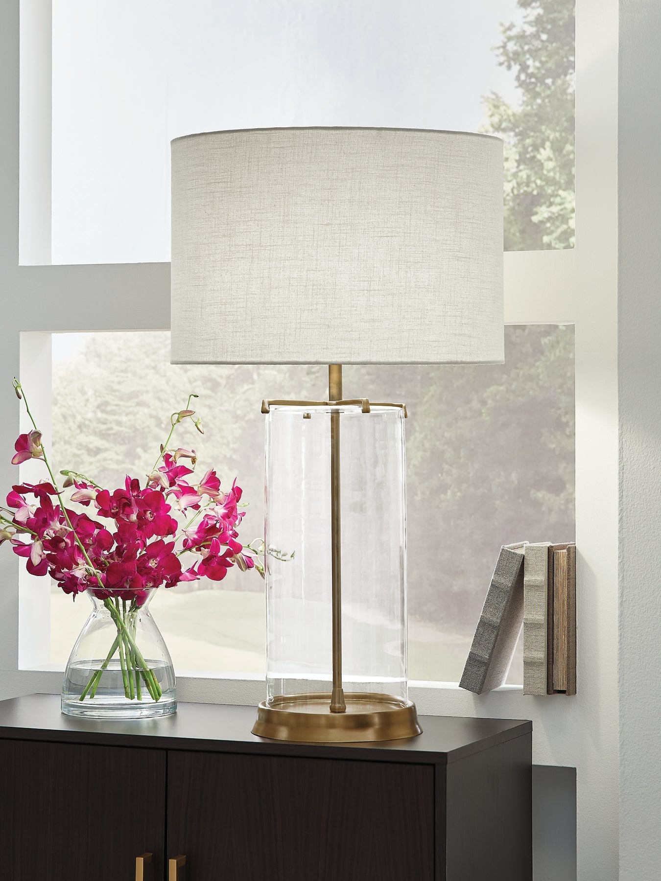Gizeh Glass Table Lamp (1/CN) Signature Design by Ashley®
