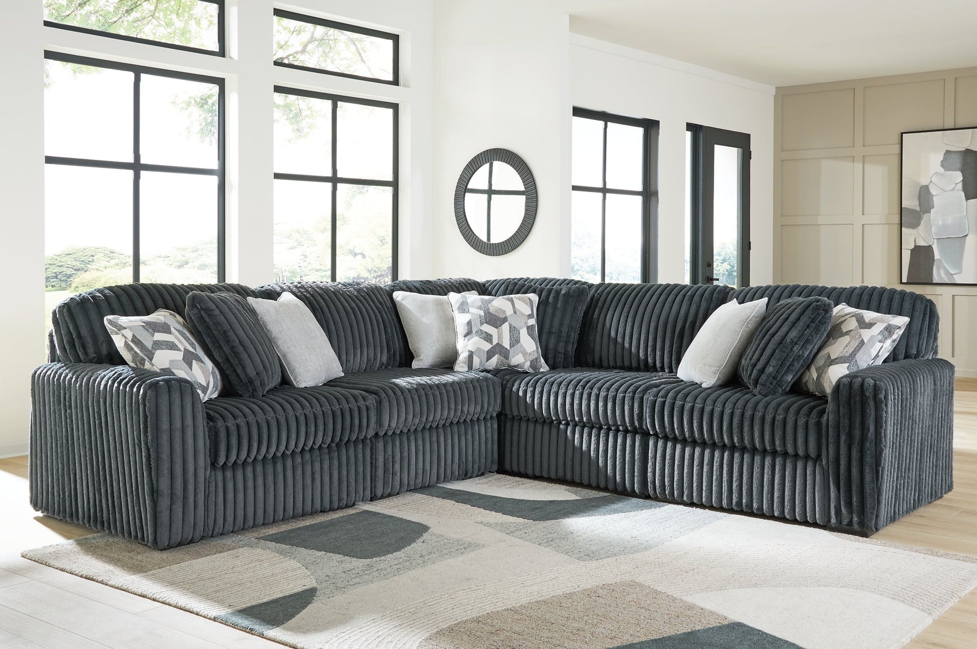 Midnight-Madness 5-Piece Sectional Signature Design by Ashley®