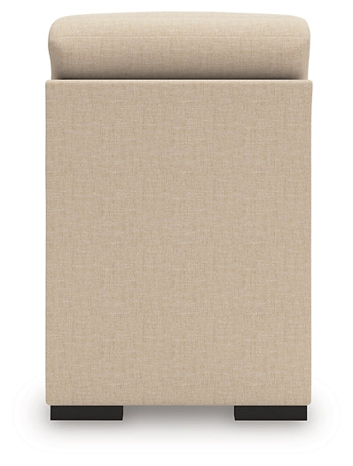 LadyMae 4-Piece Sectional Benchcraft®